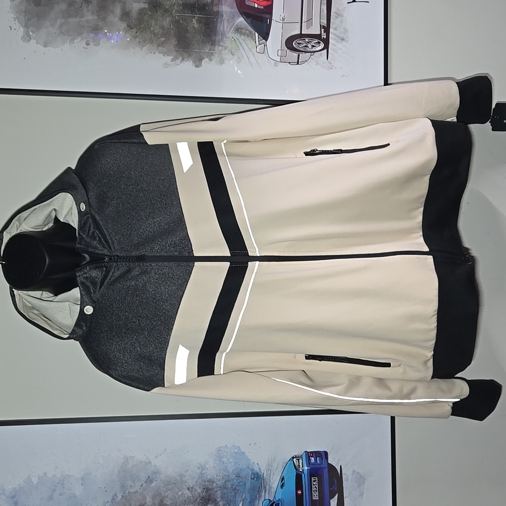 BNWT Men's Sports Fashion Hoodie